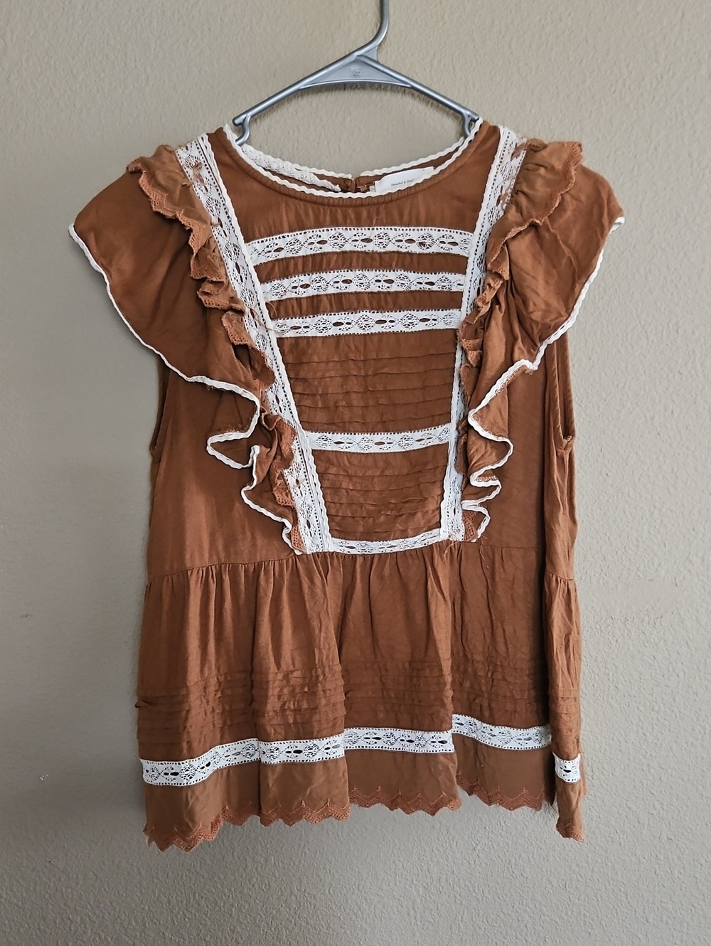 Bohme Lace Brown And White Blouse